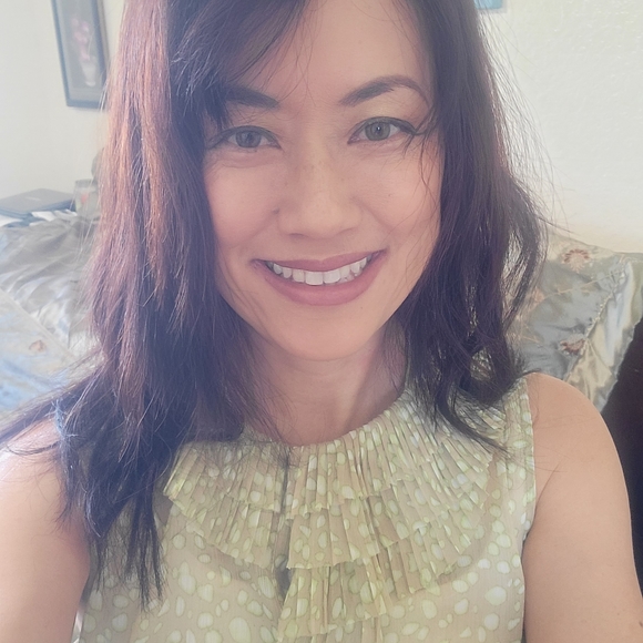 Annie Klein Ruffled button up tank top - Picture 3 of 4